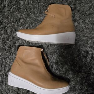 Under Armour UAS Elevated Wedge Mid women's sportstyle shoes